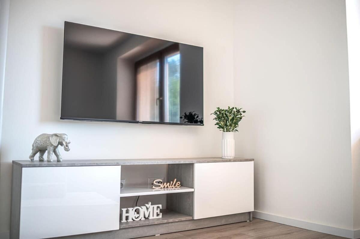 Nitra Castle Suite - Modern Elegance & Serenity Екстер'єр фото